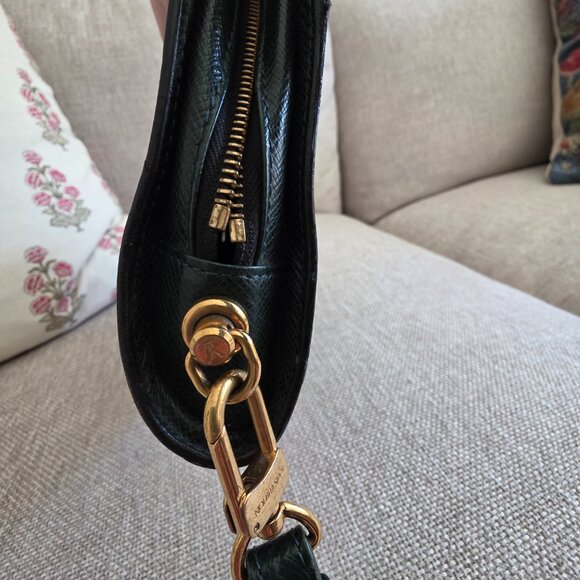 Auth Louis Vuitton Taiga Baikal Clutch Bag Pouch Epicea - Picture 9 of 9